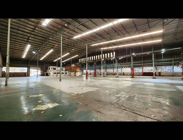 8,000M² WAREHOUSE TO LET IN SPARTAN